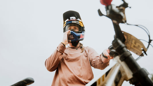 Smith MTB athlete Hannah Bergemann wearing a full face Hardline helmet.