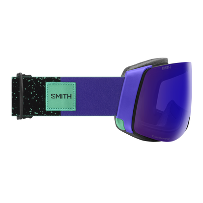 4D MAG Low Bridge Fit, Black | ChromaPop Photochromic Red Mirror