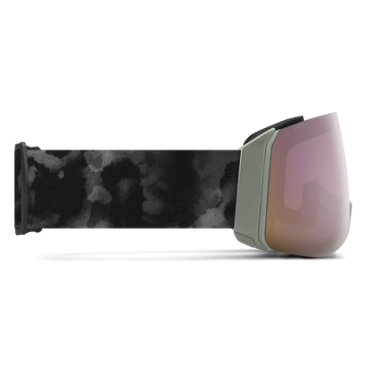 4D MAG XL Low Bridge Fit, Black | ChromaPop Photochromic Red Mirror