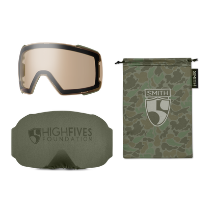 I/O MAG, Black | ChromaPop Sun Red Mirror