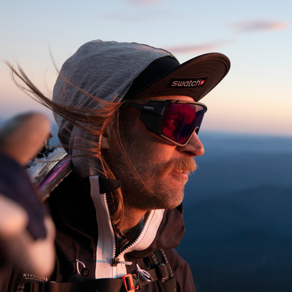 Pursuit, Matte Black | ChromaPop Glacier Photochromic Copper To Gray With Blue Mirror