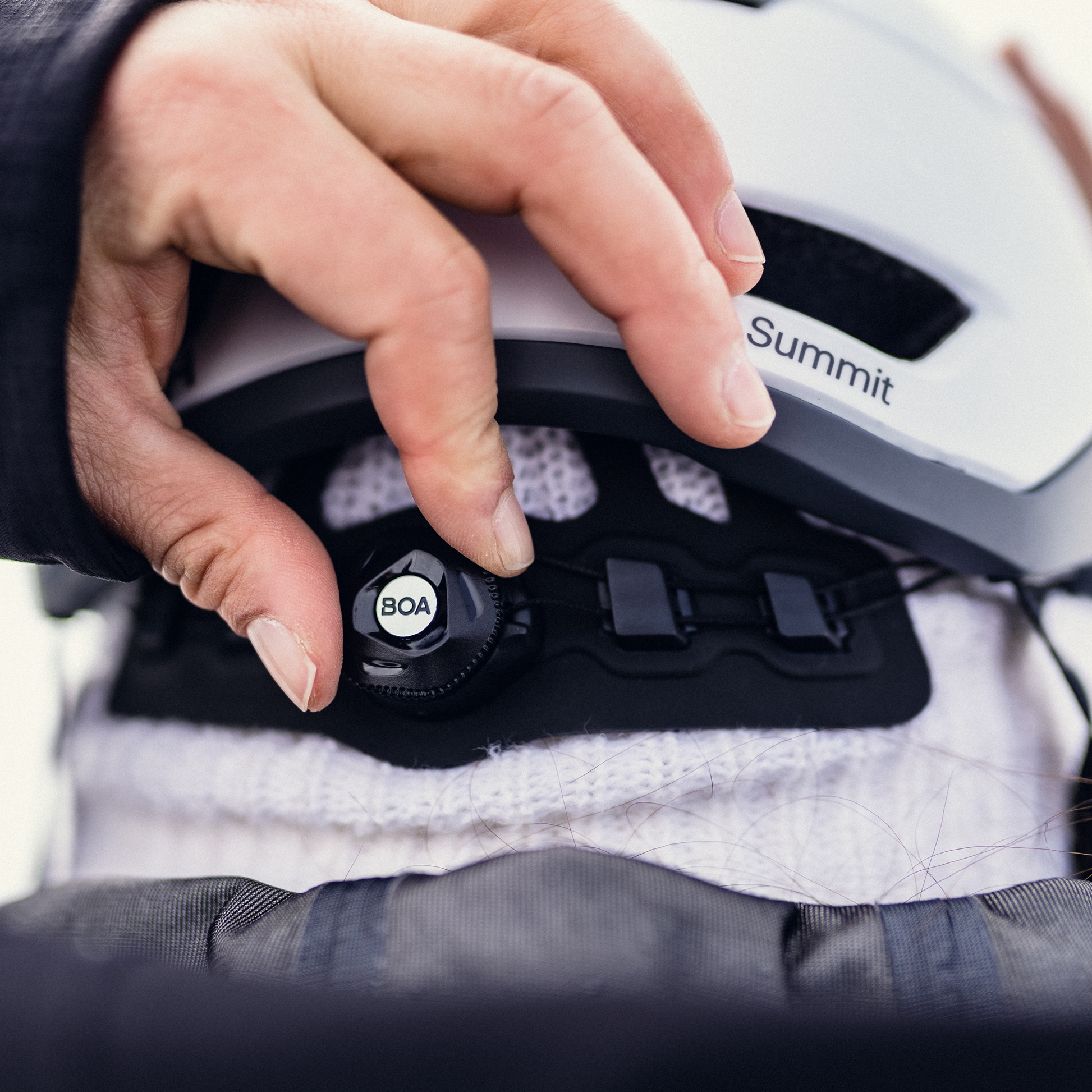 Summit Mips®, Matte Black + Small