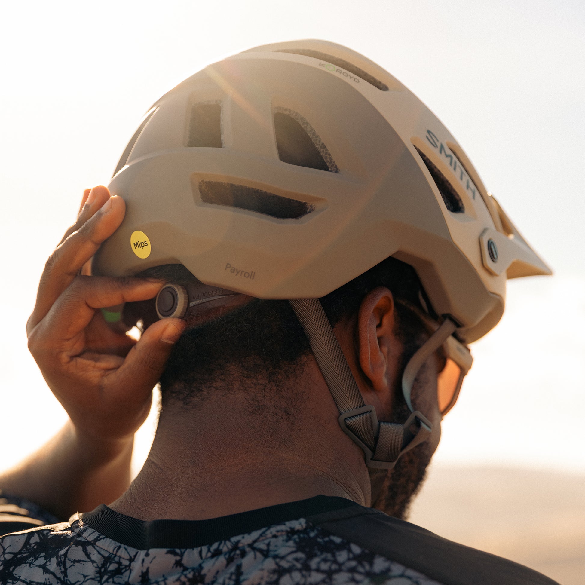 Payroll Mips®, Matte Black / Topo + S