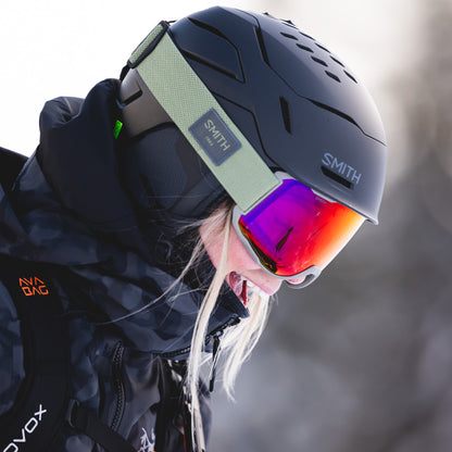 Aperçu, Vert Fatigue | ChromaPop Rouge Miroir du Quotidien