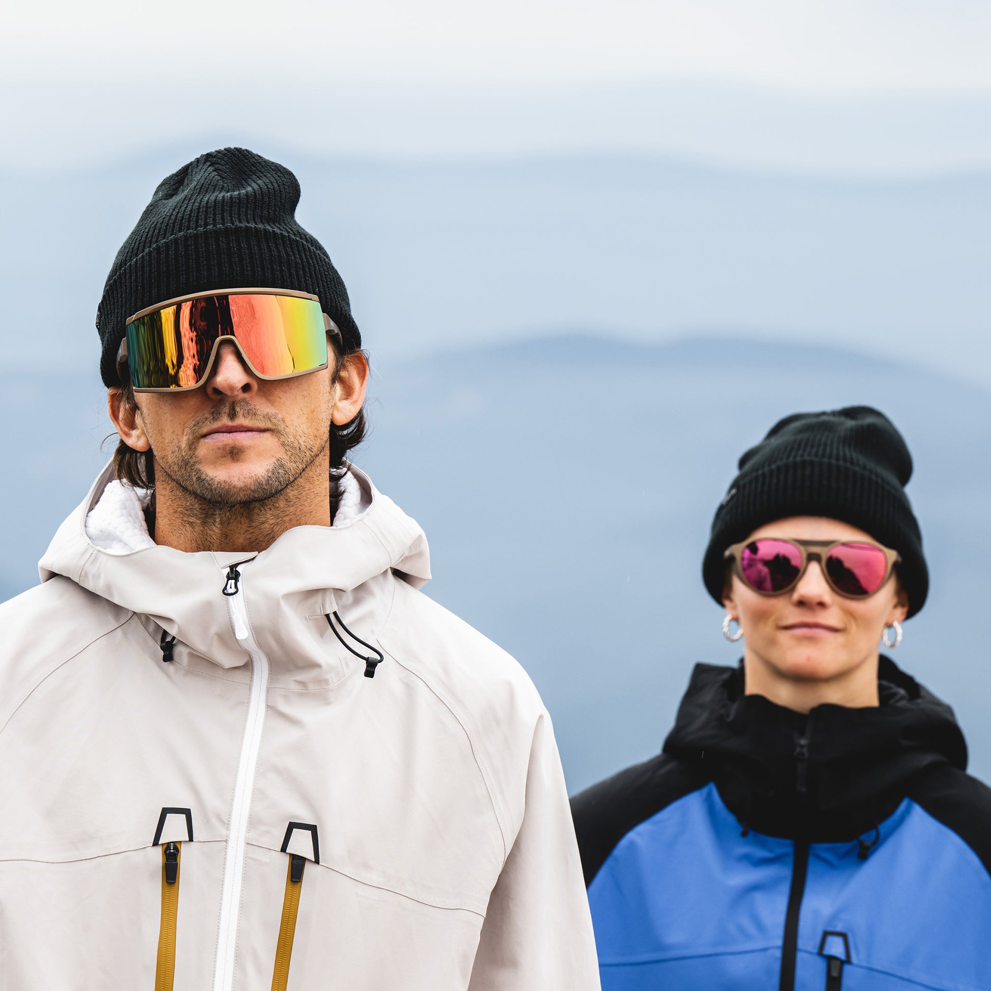 Pursuit, Matte Black | ChromaPop Glacier Photochromic Copper To Gray With Blue Mirror