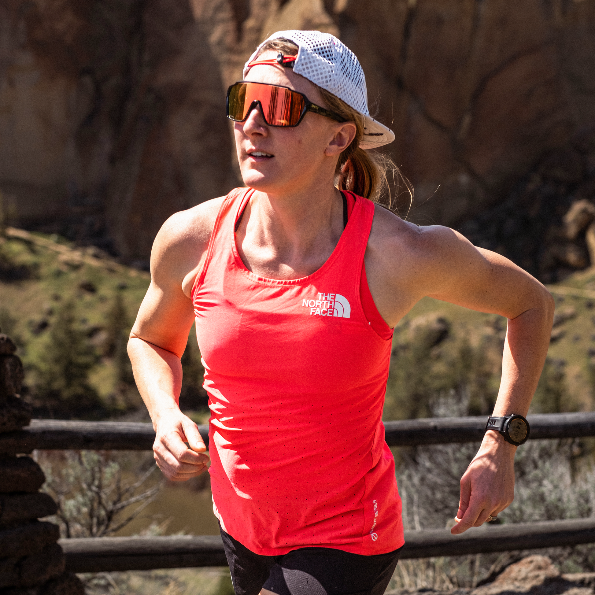 Shift MAG, Black | ChromaPop Photochromic Clear To Gray