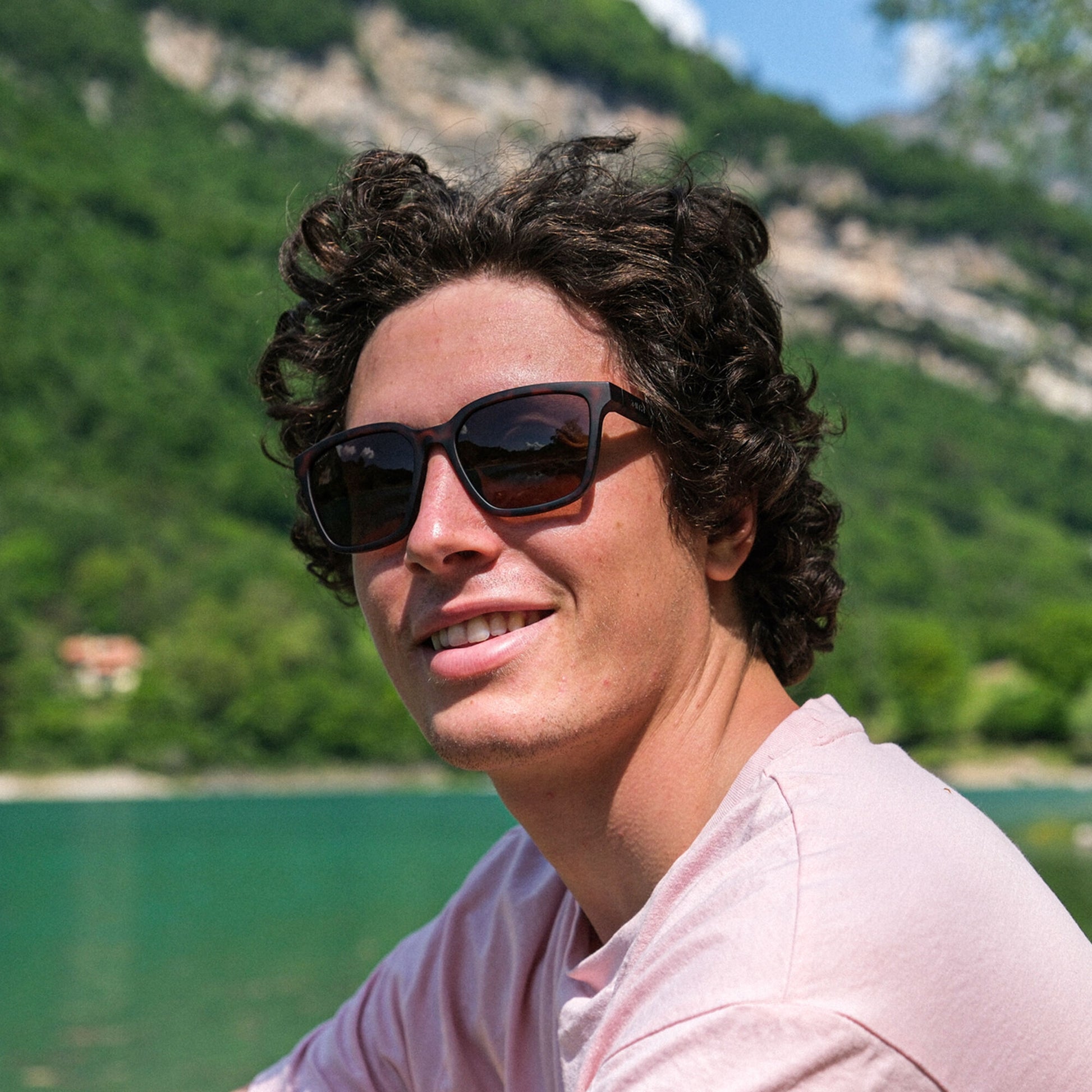 Shoutout Core, Matte Black | Polarized Gray