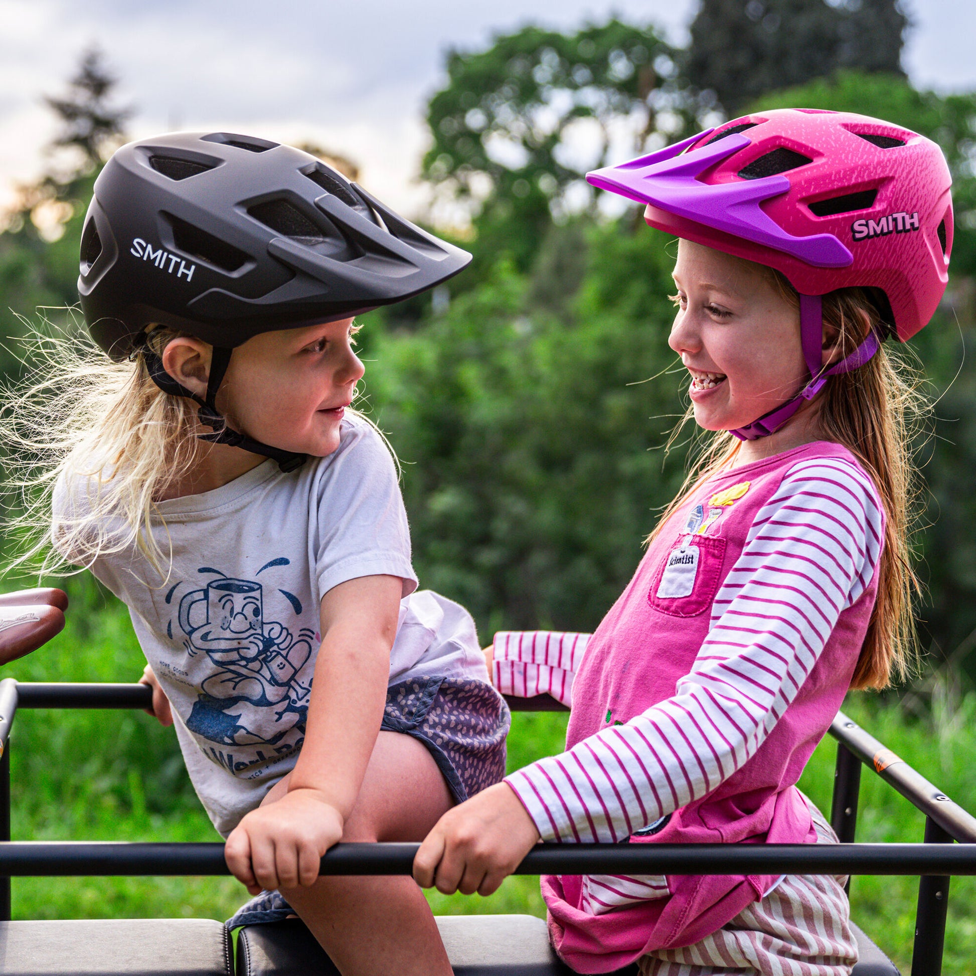 Sidekick Jr. Mips®, Matte Blaze + XS