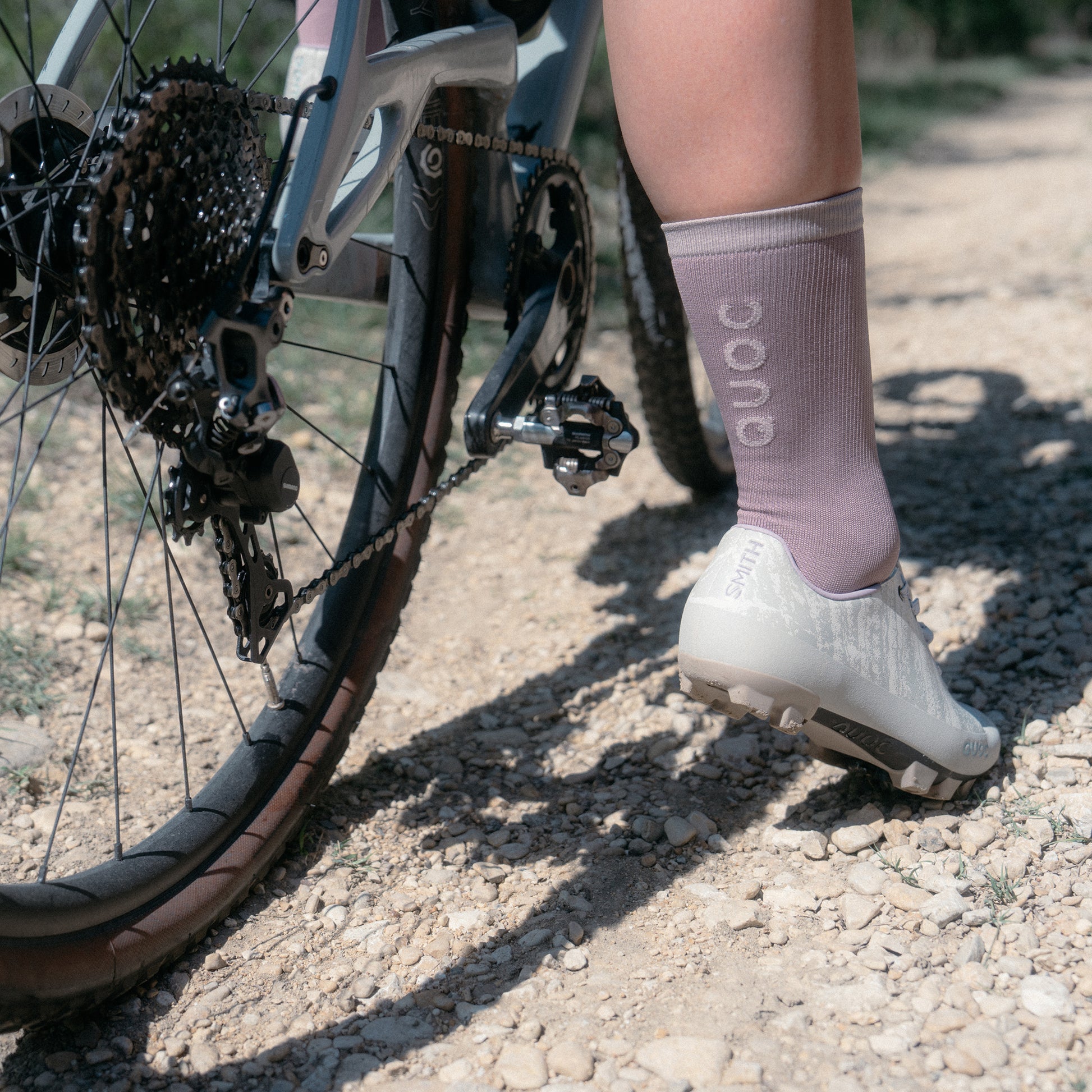 gravel bike socks SMITH x QUOC Performance Gravel Socks | Apparel