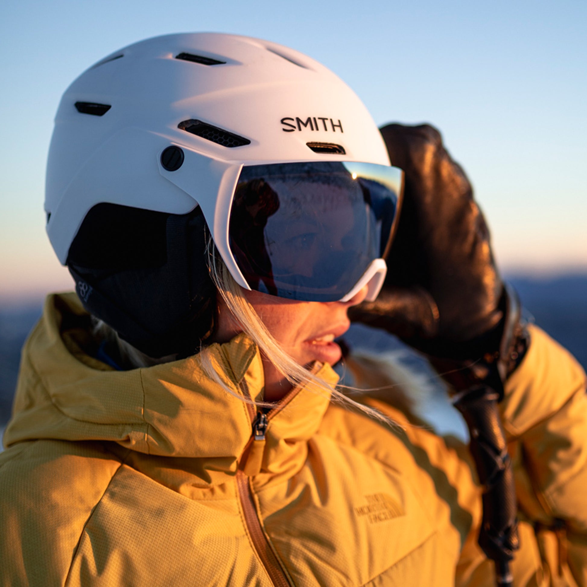 Survey Mips®, Matte Black | ChromaPop Everyday Green Mirror + Small