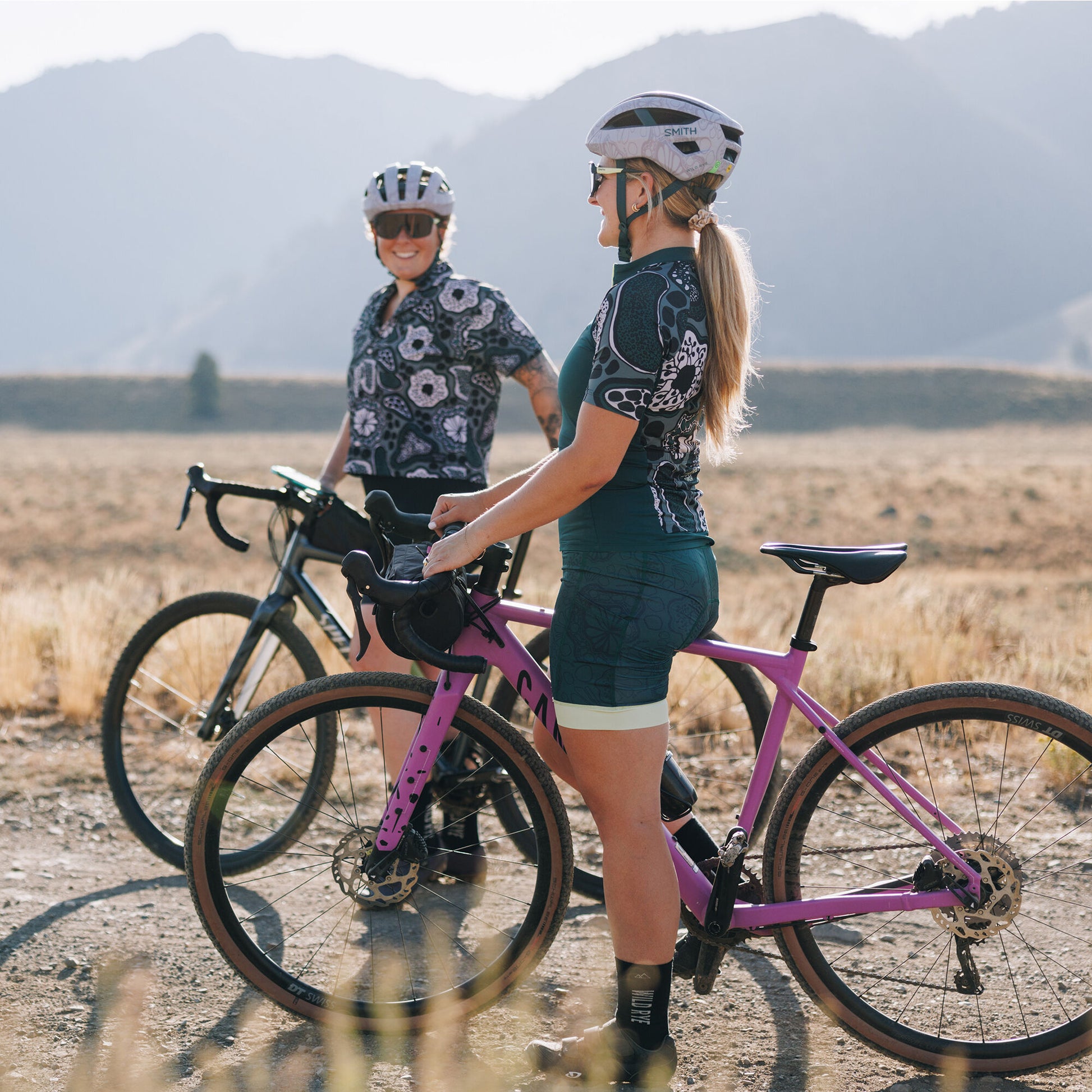 Alyssa Stash Chammy, Spruce Roots + 4