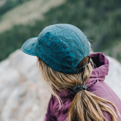 Pungo Cap, Roots + os