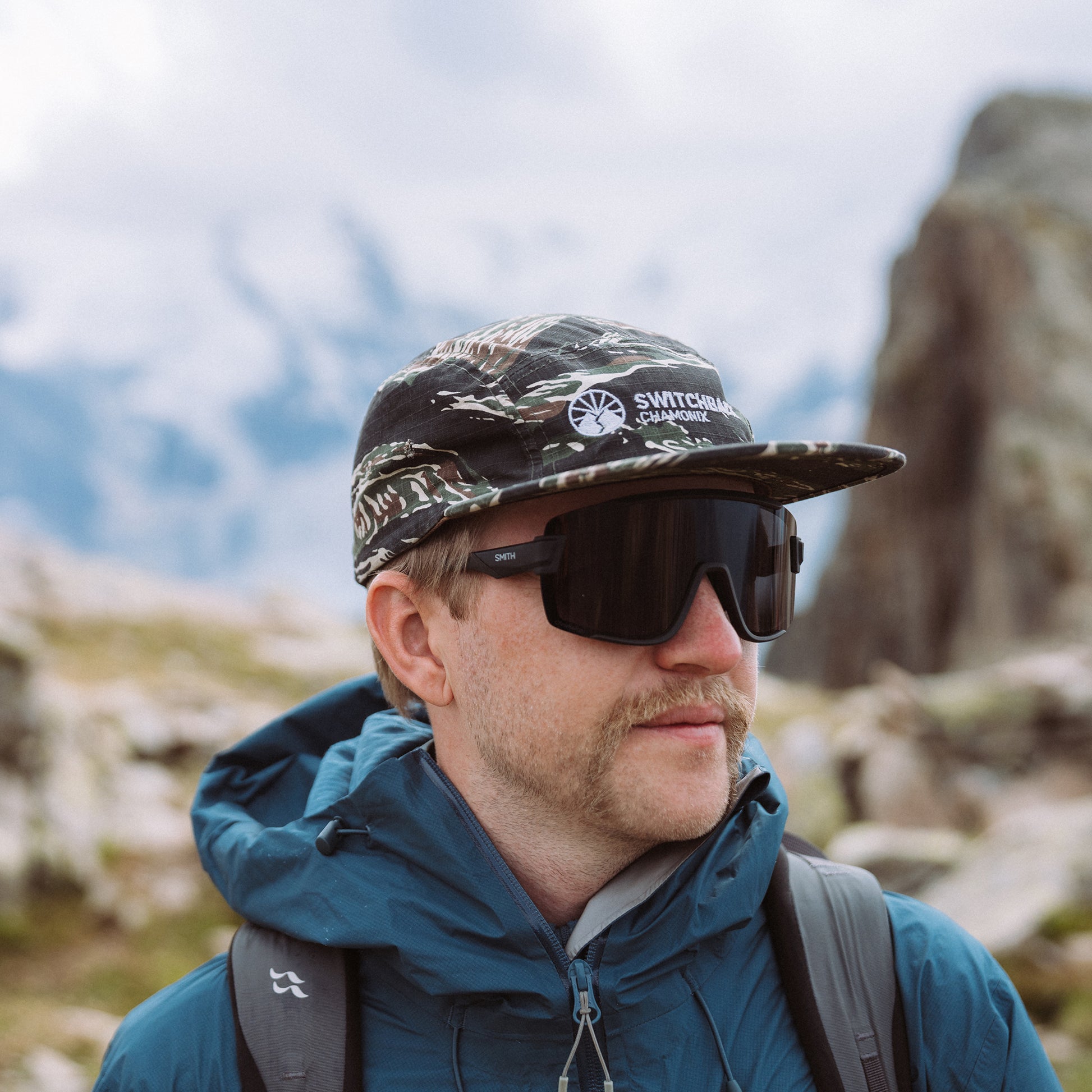 Wildcat, Matte Black | ChromaPop Glacier Photochromic Copper Blue Mirror