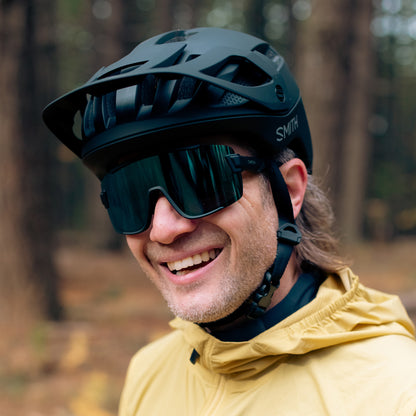 Wildcat, Matte Black | ChromaPop Red Mirror