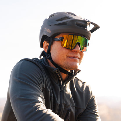 Wildcat, Matte Black | ChromaPop Red Mirror