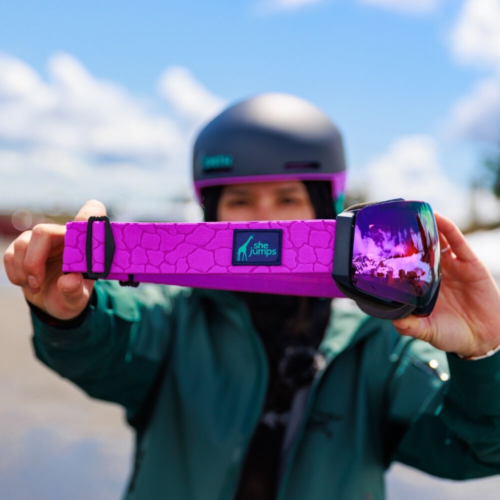 Krystin Norman wearing the Smith x SheJumps Code Mips helmet and IO MAG Goggles Krystin Norman wearing the Smith x SheJumps Code Mips helmet and IO MAG Goggles