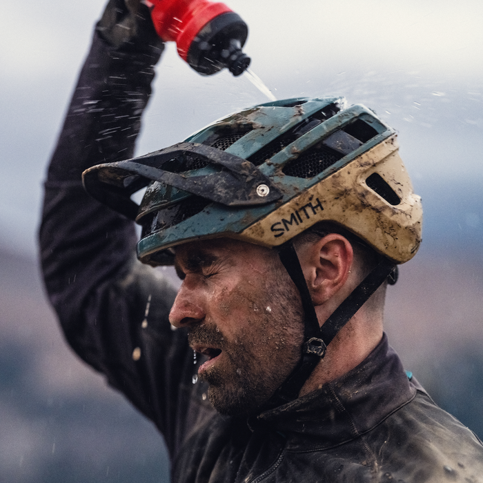 格安即決 Smith Optics Forefront MIPS Mountain Cycling Helmet Matte Amethyst  Bone, Small＿並行輸入
