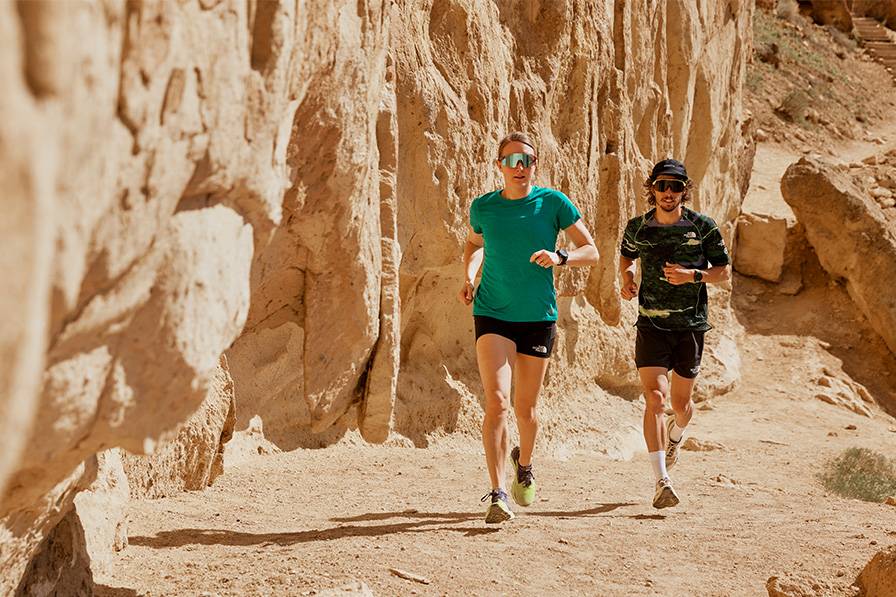 Runners wearing Vert Pivlock & Shift Split MAG Sunglasses